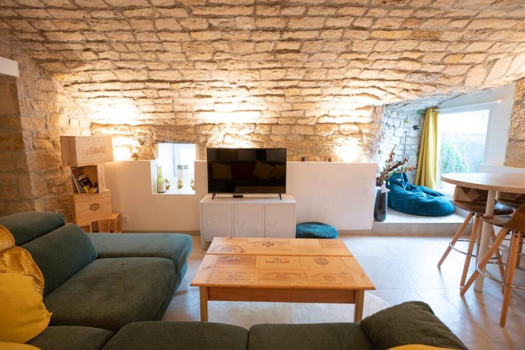 Apartament La Grotte Bourguignonne, Terrasse Exterieure Dijon Zewnętrze zdjęcie